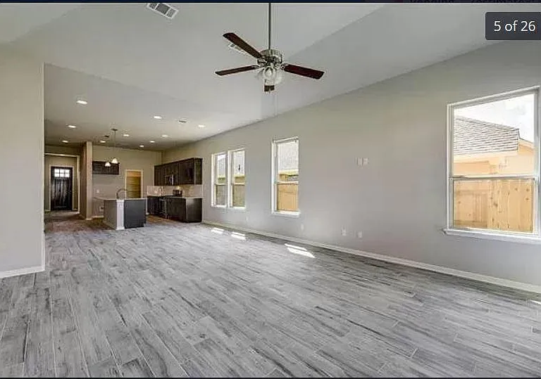 816 Centerra Hills Cir — Photo 5