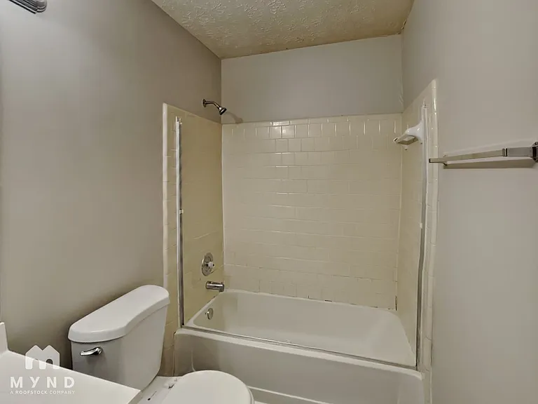 1652 Carrie Farm Ln NW — Photo 9
