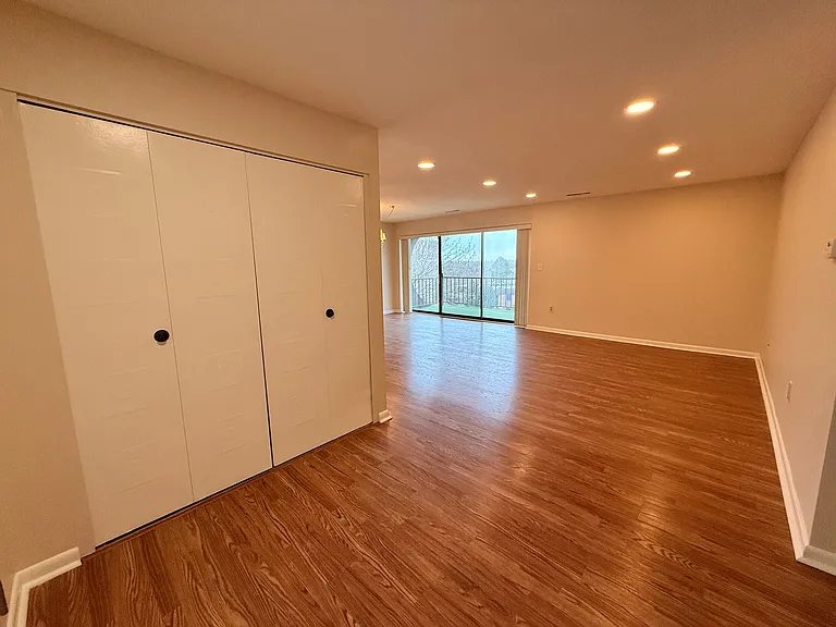 1000 Paradise Rd N #3R — Photo 10