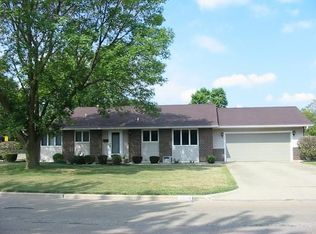 2604 Marquette Rd, Peru, IL 61354