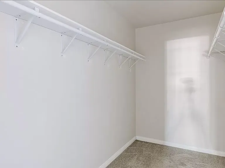 1207 Florence St — Photo 10