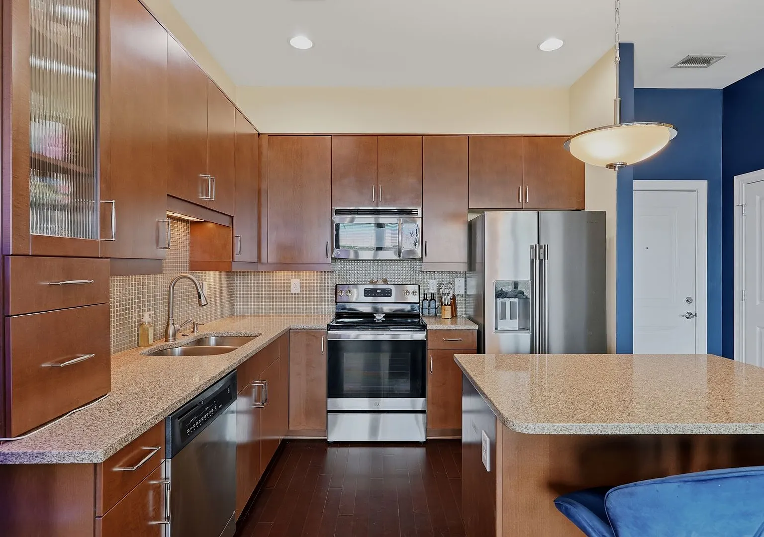 Bright & Character-Filled 2BR/2BA Condo in the Brooklyn Arts District — Photo 3