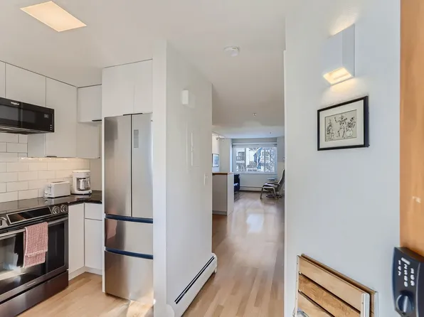 2201 Pearl St, Boulder, CO