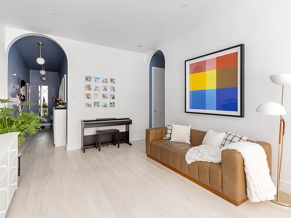 3rd image of 120 E 86th St APT 5C