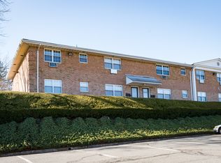 Valley, Westwood, NJ 07675