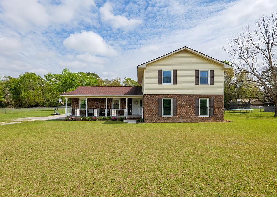 1st image of 4106 Mineola Dr