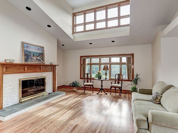 Soaring ceilings with fireplace