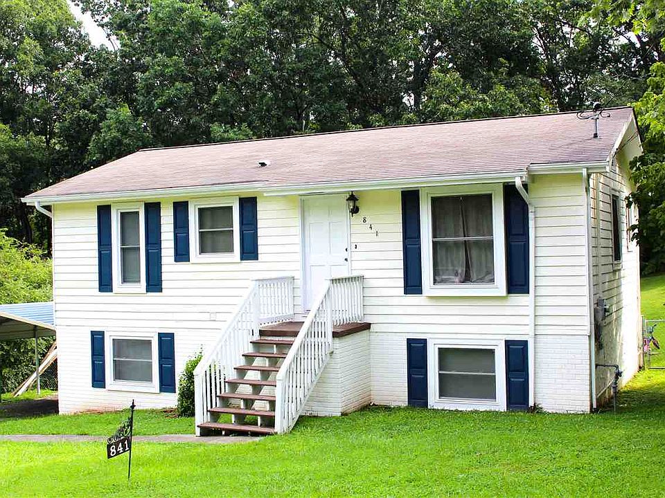 1st image of 841 Greenhills Dr SE