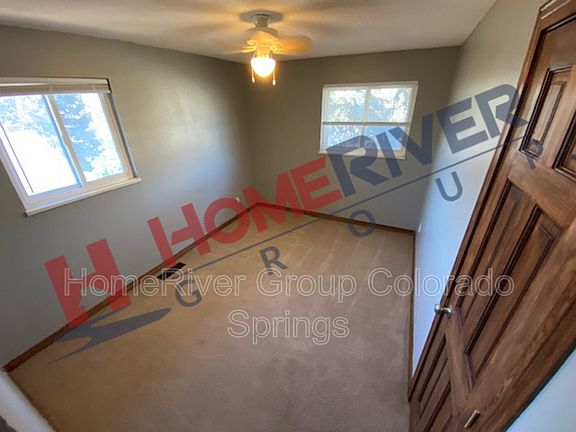 2nd image of 415 Edgewood Dr
