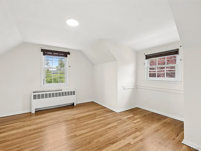 2 Dorset Ln — Photo 9