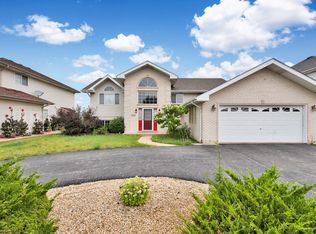 20119 Driftwood Ave, Lynwood, IL 60411