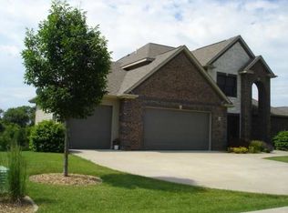 80 Auburn East Ln, Coralville, IA 52241