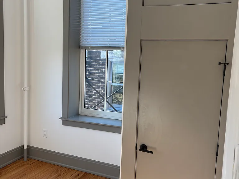 1725 Elm St #18 — Photo 7