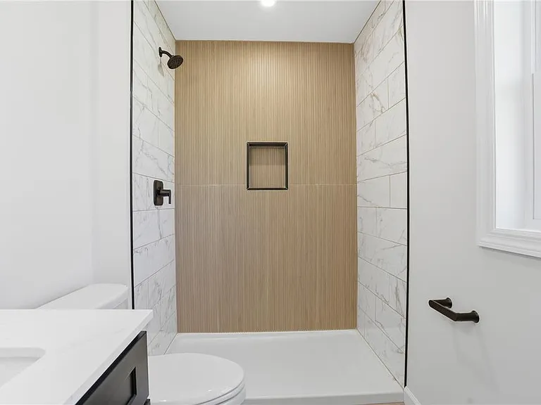 2905 Roosevelt St — Photo 27