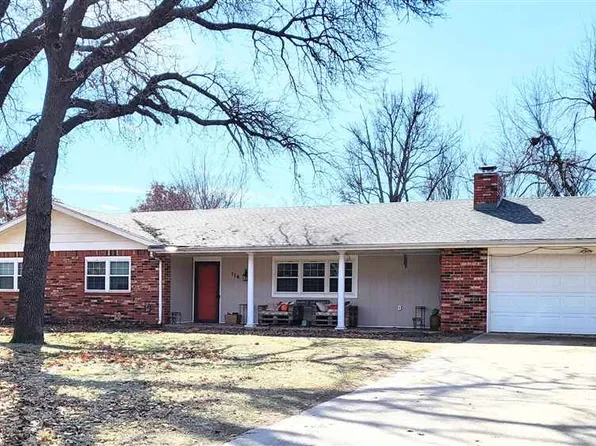 114 Park Pl, Ponca City, OK 74604