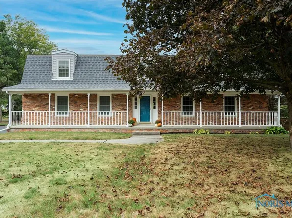 530 Carol Ln, Perrysburg, OH 43551