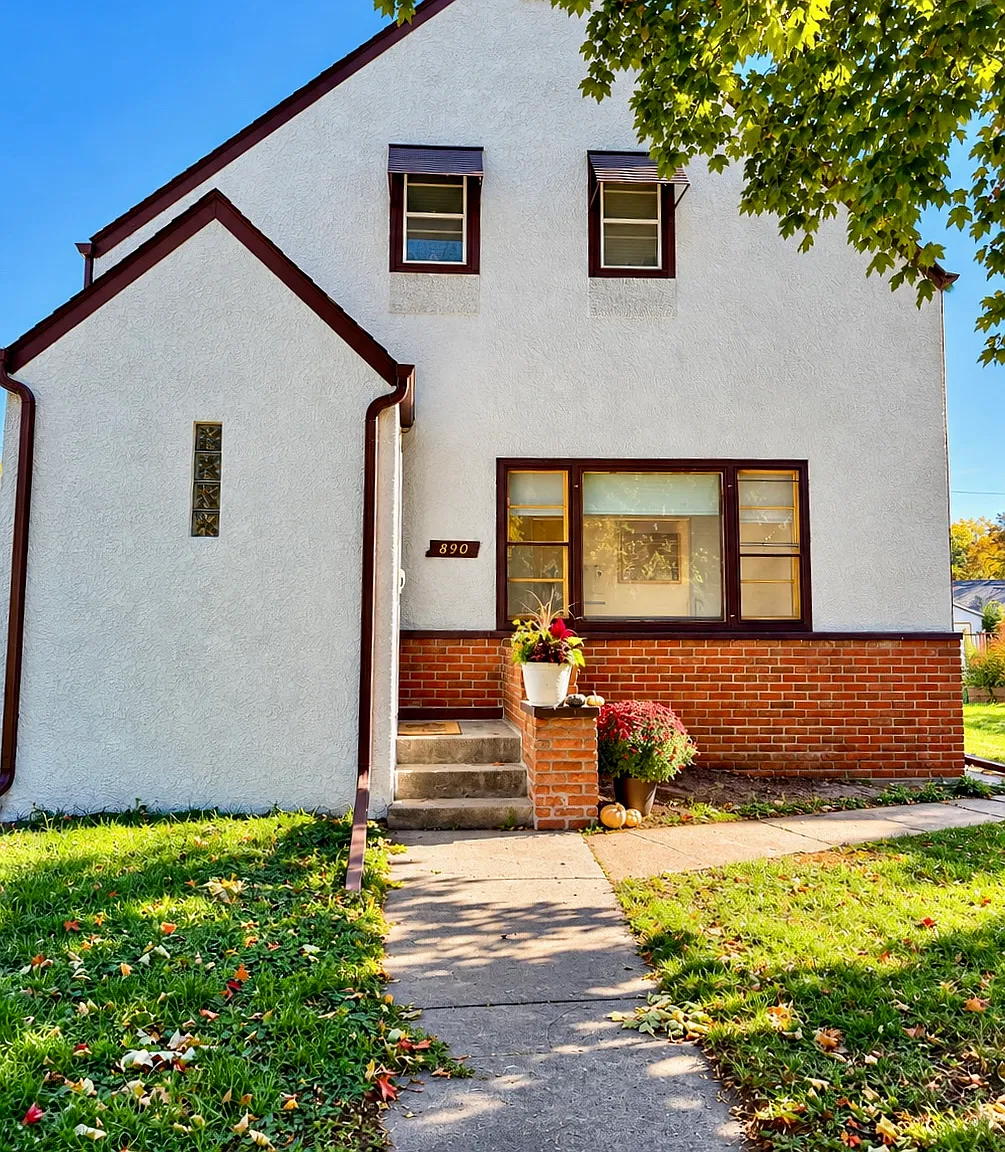 4 bed, 1800 sqft, $2,800 — Photo 2