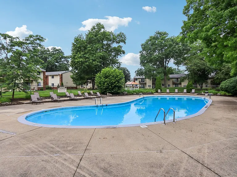 Fountain Park Apartments | Specials Available — Photo 16