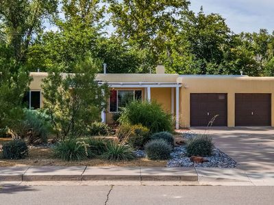 3812 Calle Del Monte NE, Albuquerque, NM, 87110