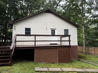 805 P St, Oakland, MD 21550