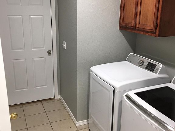 3rd image of 3001 SW Deerfield Blvd #1