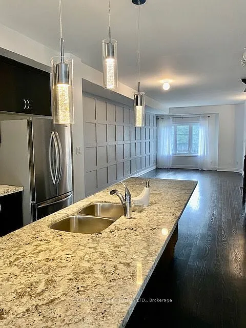 4 bed, $3,700 — Photo 1