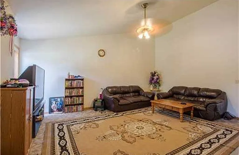 1309 Kernan Ct — Photo 12