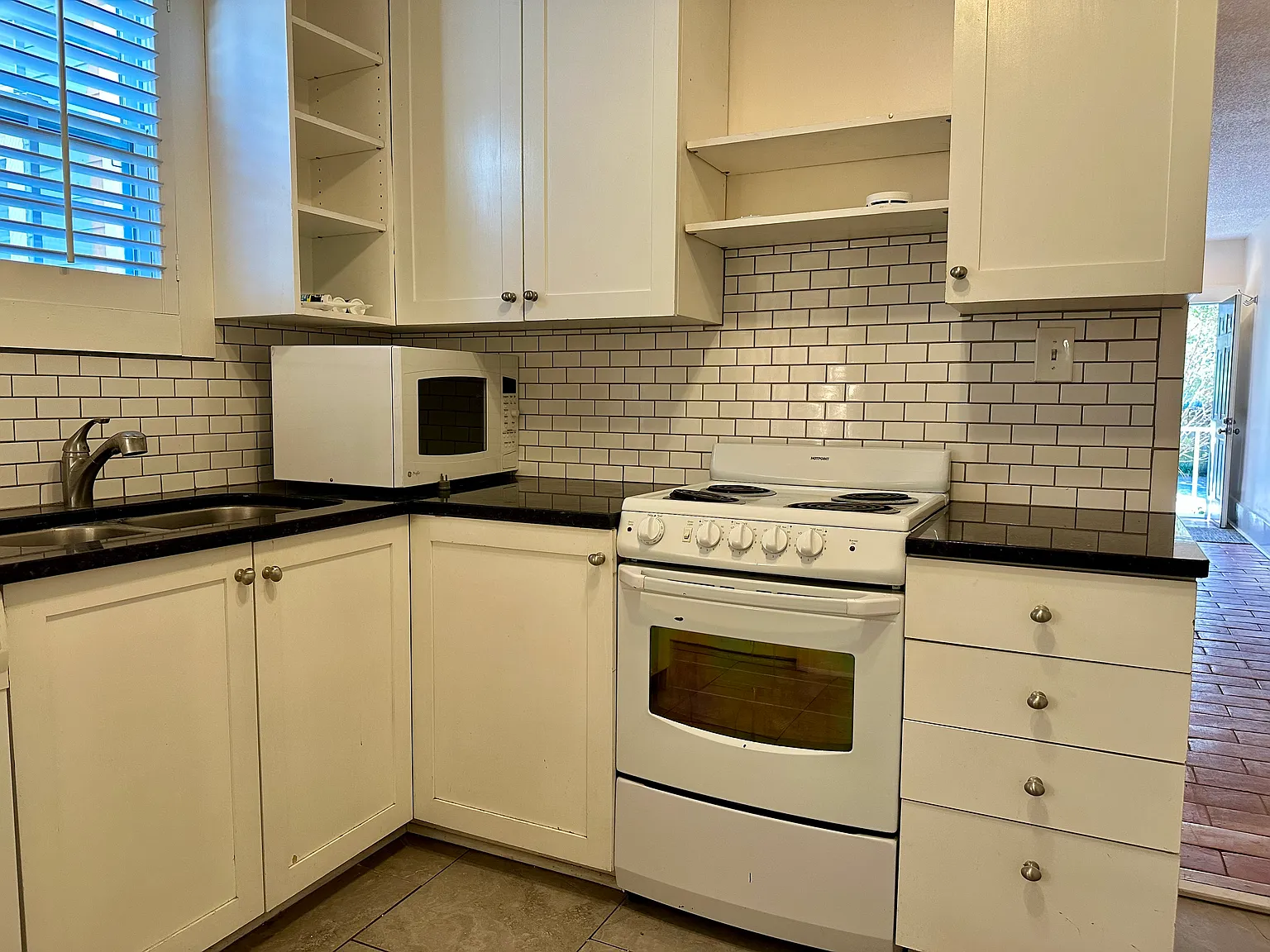 1 bed, 600 sqft, $1,250 — Photo 3