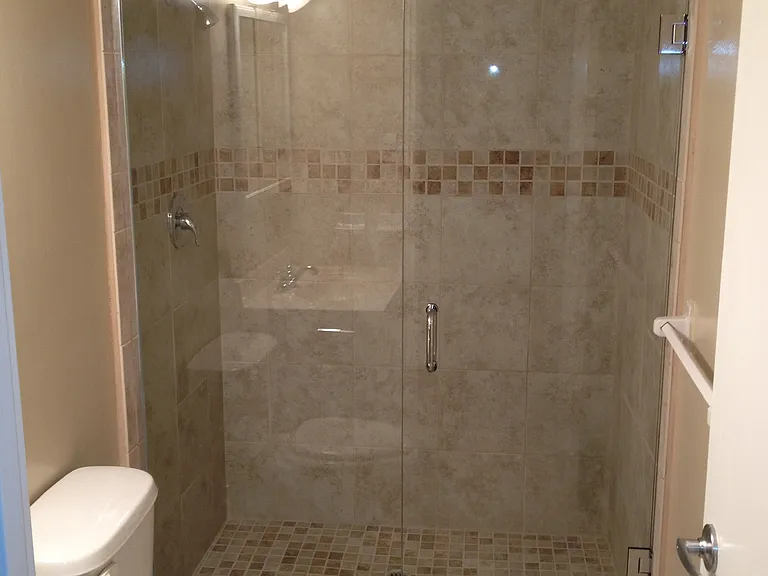 Pembroke Apartments — Photo 42
