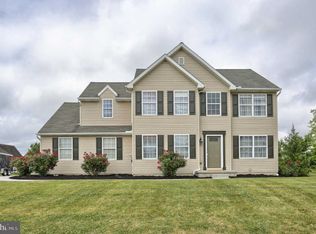 3 S Thistledown Dr, Palmyra, PA 17078