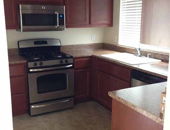2nd image of 1060 Olive Ct