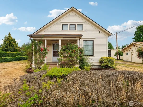 215 16th Street NW, Puyallup, WA 98371
