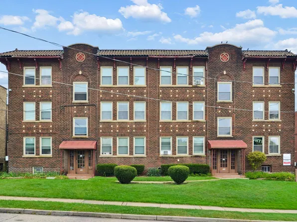 725 Bryson St, Youngstown, OH 44502