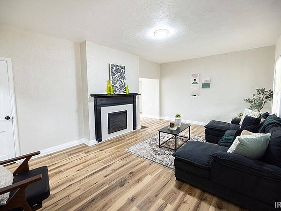 5th image of 3021 Columbus Ave