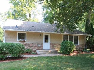 3730 Casco Ave, Wayzata, MN 55391