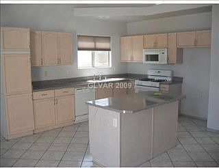 1st image of 4586 Carmar Dr