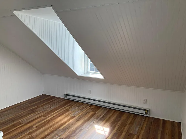 319 Penn St — Photo 15