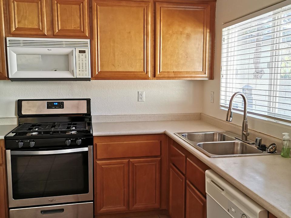 1st image of 6685 Sleepy Meadow Ct