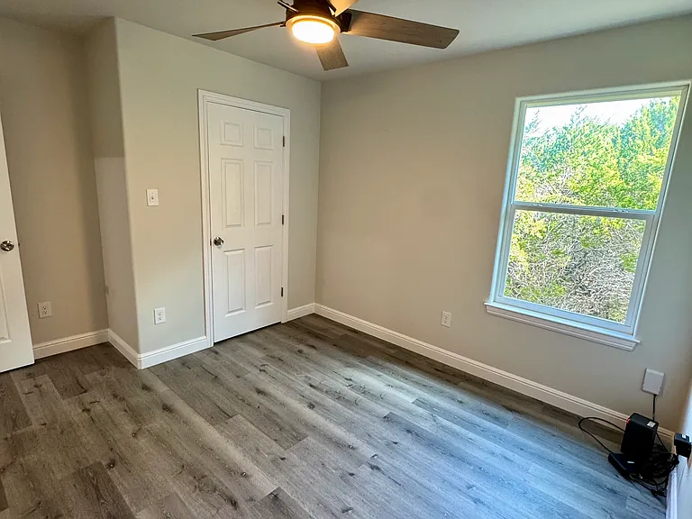 2611 Lakeridge Dr — Photo 10