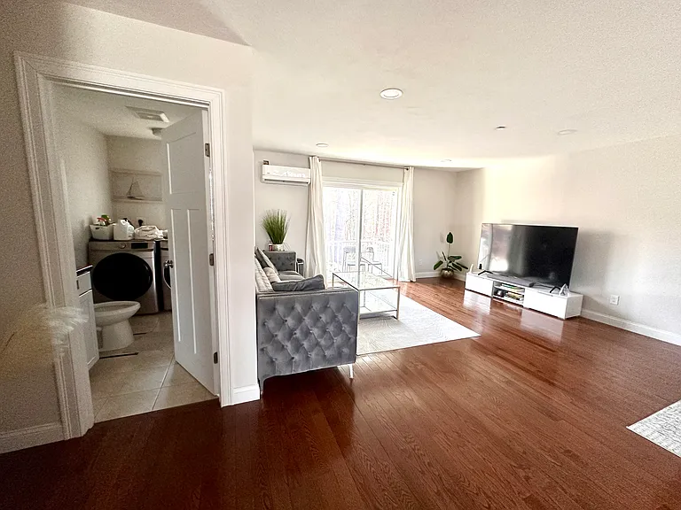 32 Sugar Maple Ln — Photo 5