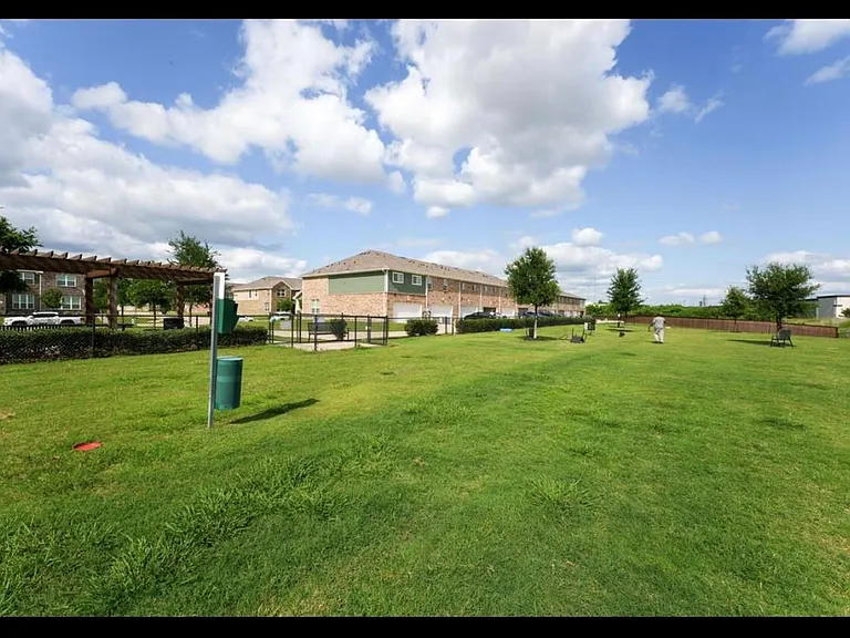 2969 Baneberry Ln — Photo 30