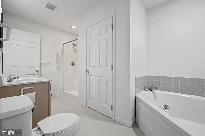 262 Crescent Dr — Photo 21