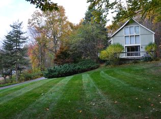 6 Carriage Ln, Salem, NH 03079