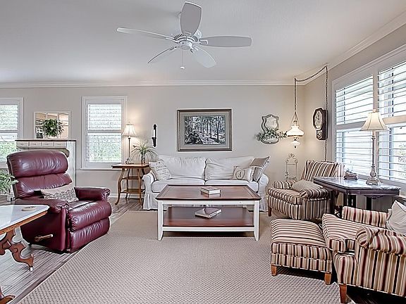 4th image of 2377 Montbrook Pl