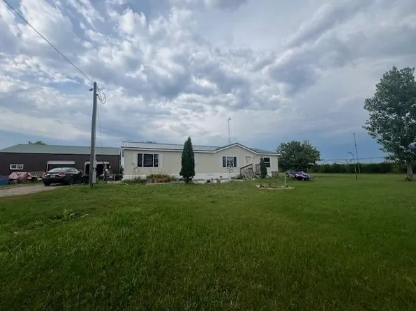 10938 Acorn Dr, Sauk Centre, MN 56378