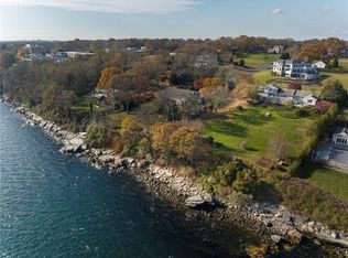 19 Sea Ridge Dr, Saunderstown, RI 02874