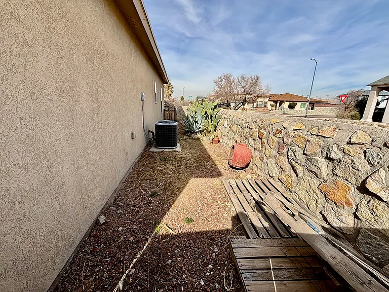 5810 Redstone Mesa Ct — Photo 20