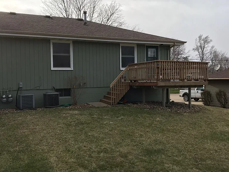 Deck facing back yard
