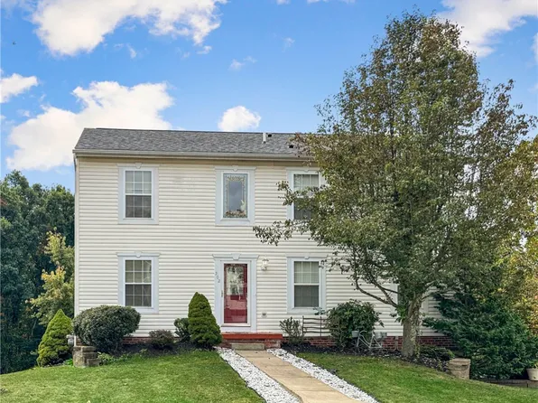 502 Overhead Dr, Coraopolis, PA 15108