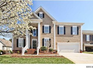8020 Hawk Crest Ct, Charlotte, NC 28270